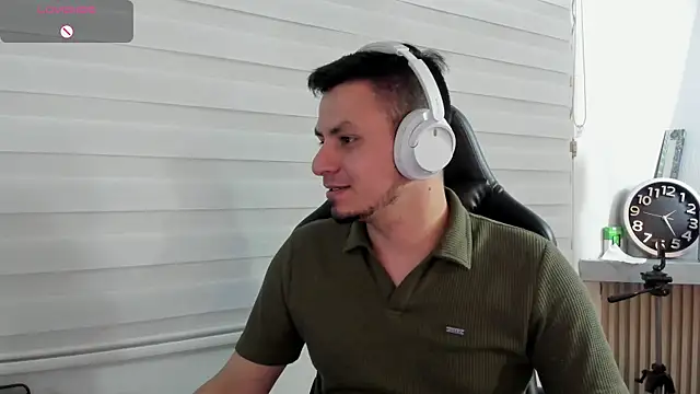 Rick_Adams Live XXX-Chat