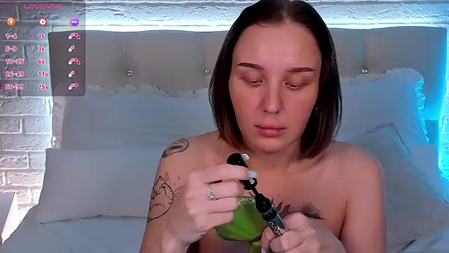 LianaFord 即時 XXX 聊天