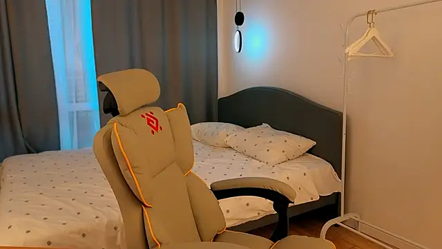 XXX chat uživo modela yourrdanceteacher