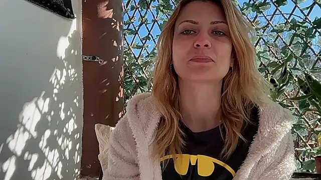 karo123421 live XXX chat