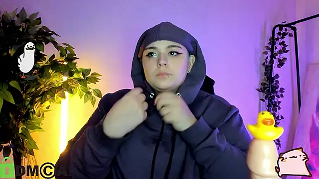 Mia_R0ss Adlı Modelin Canlı XXX Sohbeti