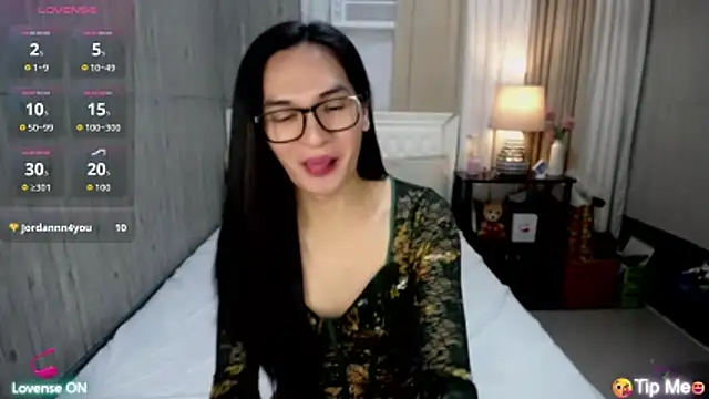 Brianna_Shemale Show Webcam