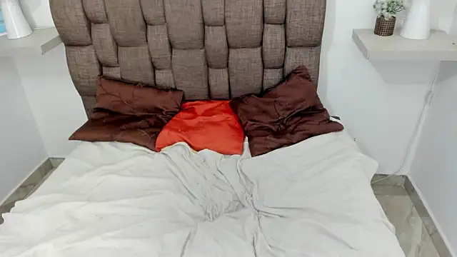 Živý XXX chat casey_jamess