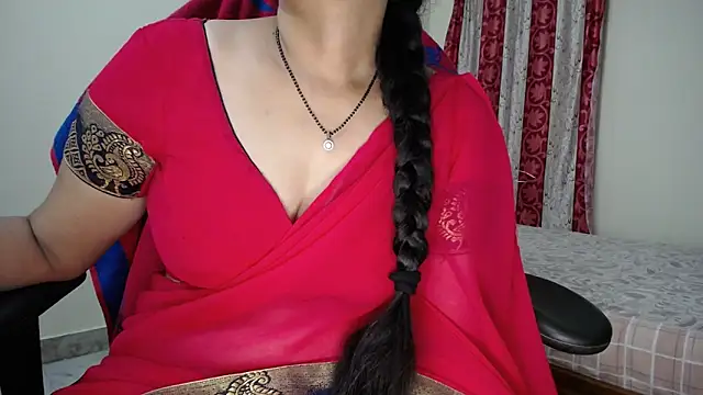 Sexy_HouseWifee live XXX chat