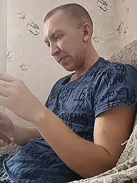 _uncle_Mitya-43_ élő XXX-chatje