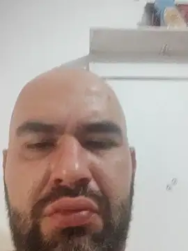 hairyandbigmann élő XXX-chatje