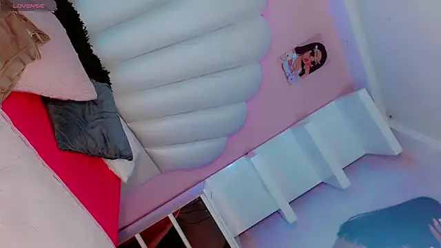 Daniiela_Ember's Live XXX Chat