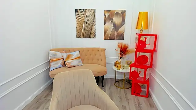 Sinty_Devis Adlı Modelin Canlı XXX Sohbeti