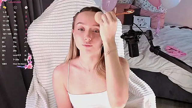 Živý XXX chat HollisBeckett