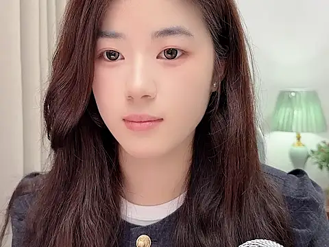 Nicole20266 在線直播表演