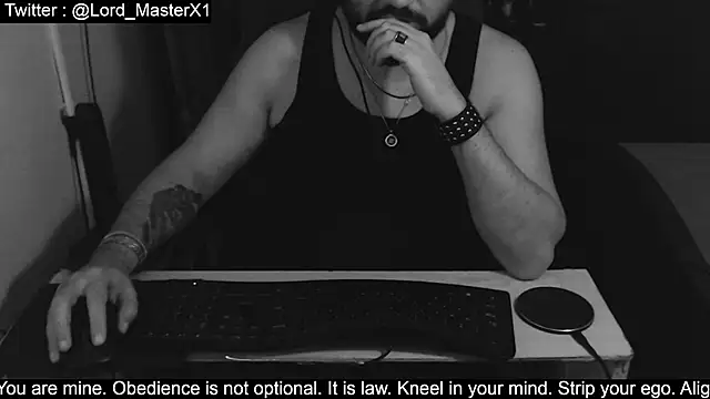 Lord_MasterX Adlı Modelin Canlı XXX Sohbeti