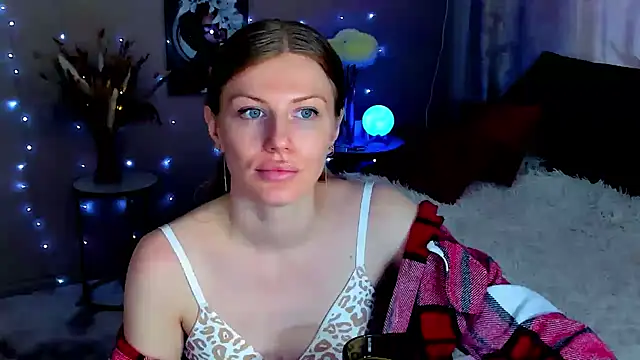 Chat XXX en directo de JinnaGreat