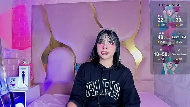 NaniiSisy's Live XXX Chat