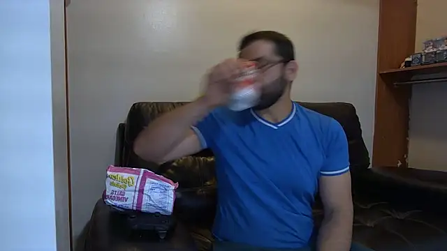 Zander823: онлайн-секс-чат