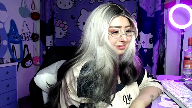 Živý XXX chat lussyevans24