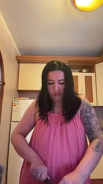 Naughtbaby_2025 élő XXX-chatje