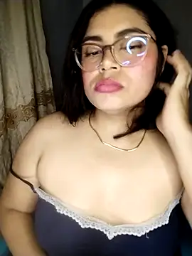 Diamilyn Live XXX chat