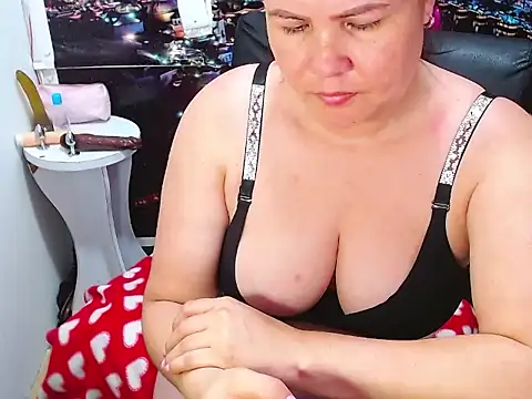 Chatroom XXX en direct de tila_nastyy