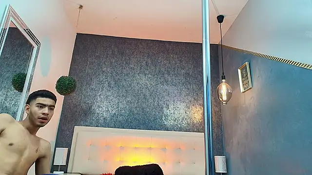 Valentin_Lux Chat XXX in diretta