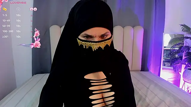 Latifa_ali Adlı Modelin Canlı XXX Sohbeti