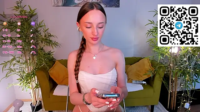 miiss__luluのライブXXXチャット