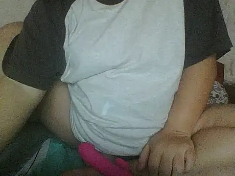 Pertunjukan Kamera Web TinaLei