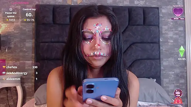 Keila_Fg Adlı Modelin Canlı XXX Sohbeti