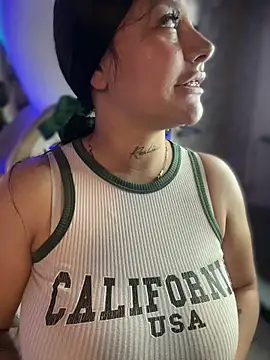 Miia__Taylor élő XXX-chatje