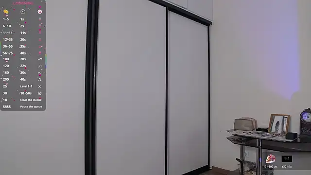 SheilaRyanのライブXXXチャット