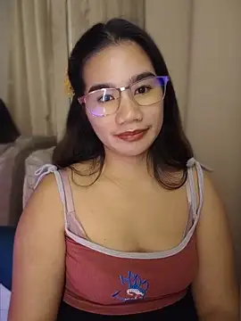 Kissy07: онлайн-секс-чат