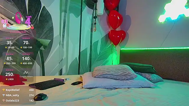 RubyValen's Webcam Show