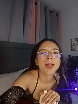 Czat XXX na żywo – Natalye_23