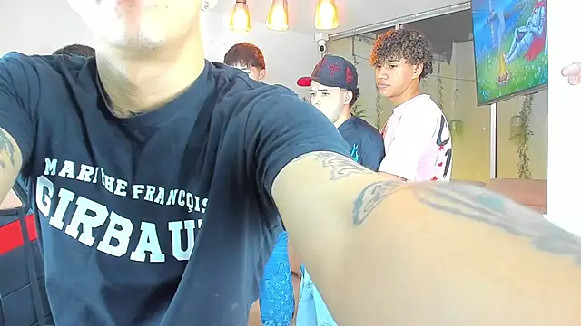 Houseofwarrios live XXX chat