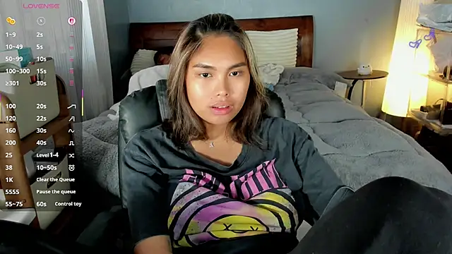 Alaia_River's Live XXX Chat