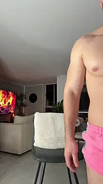 Valenthino_Salvatore Chat XXX live