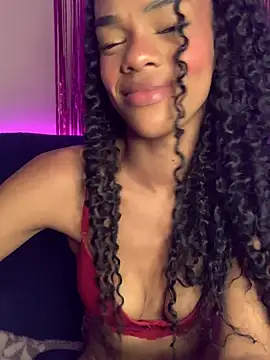 Cammgirlmii লাইভ XXX চ্যাট