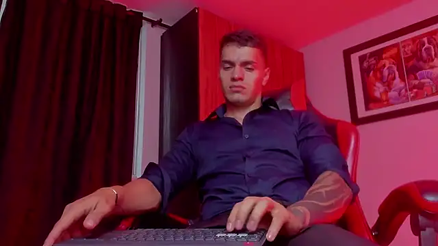 ALPHA_DOMINUS_'s Live XXX Chat