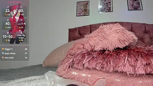 luna_velveth Chat XXX live