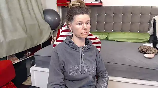 kellyterapy's Live XXX Chat