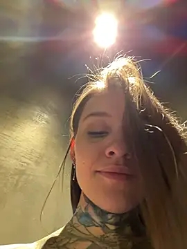 KishaMur 现场XXX聊天