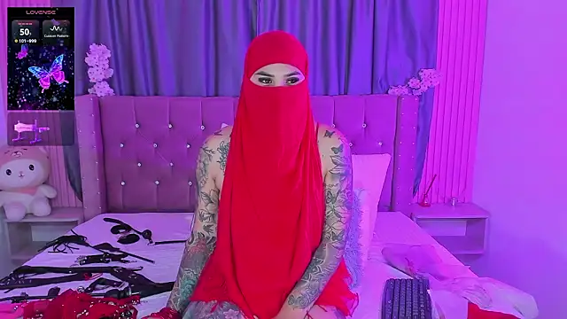 Nayla-Mounaのウェブカメラショー