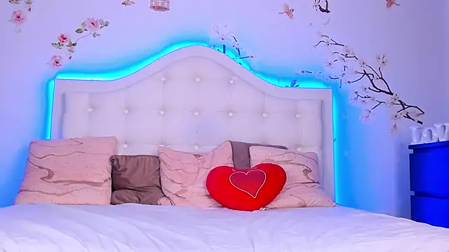 Chat +18 de TinyBlair ao vivo