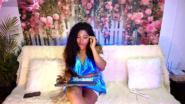 دردشة PaoL22 الجنسية المباشرة