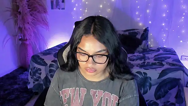 Riana_Kean 现场XXX聊天