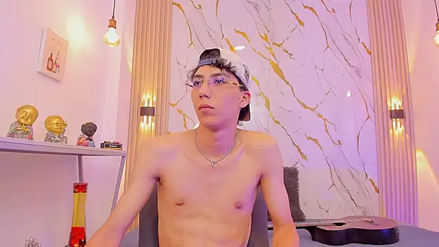 Chat +18 de Nikolay_Gregori ao vivo