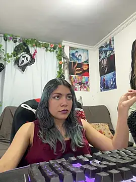 VaioletUwU ওয়েবক্যাম শো