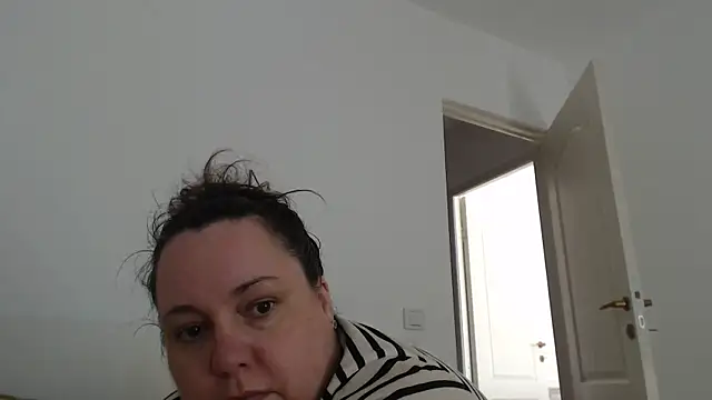 دردشة WendyRhoades الجنسية المباشرة