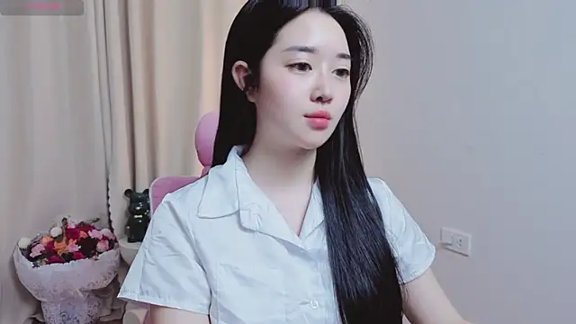 Miu-999's Live XXX Chat