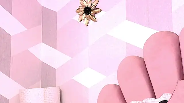 KylieMonnett Webcam Show