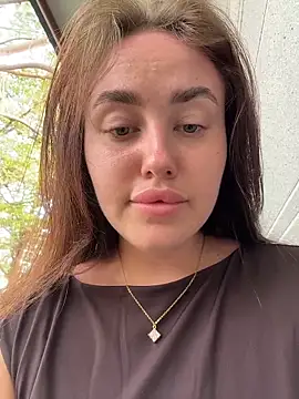 KiraSunshine Webcam Show